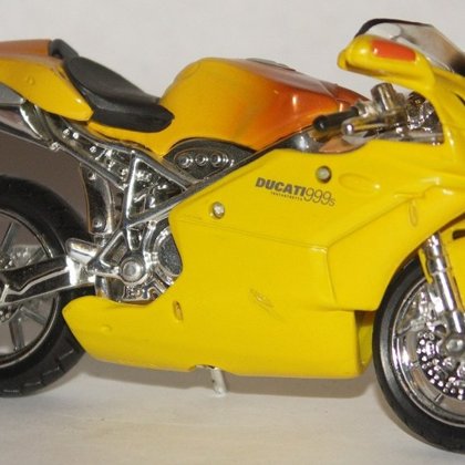 2003 Ducati 999s (Maisto)