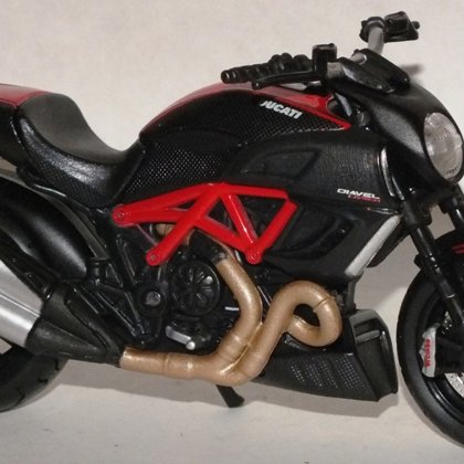 2010 Ducati Diavel (Maisto)