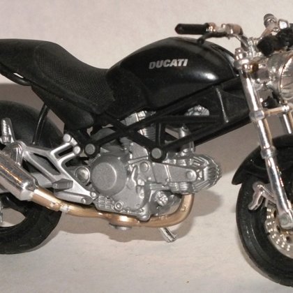 1998 Ducati Monster 600 Dark (Maisto)