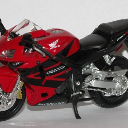 2003 Honda CBR 600 RR (Maisto)