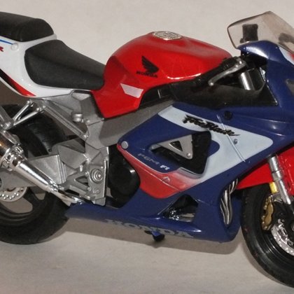2000 Honda CBR 929 RR Fireblade (Maisto)