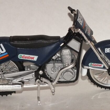 1977 JAWA 500/854 Eis Ice Speedway SIWA (Maisto)