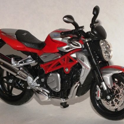 2010 MV Agusta Brutale 1090R (Bburago)