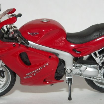 1999 Triumph Sprint ST (Maisto)