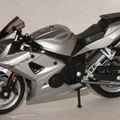 2004 Triumph Daytona 600 (Welly)