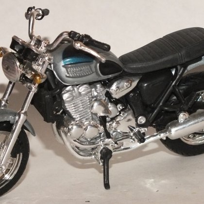 1995 Triumph Thunderbird (Maisto)