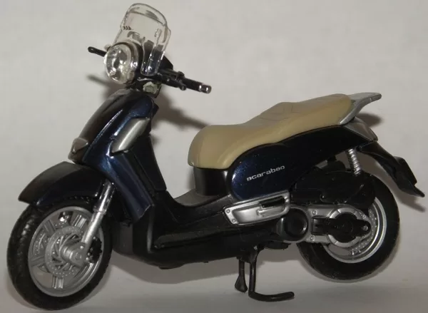 2006 Aprilia Scarabeo 500 (Maisto)