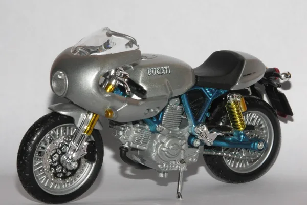 2006 Ducati PaulSmart 1000 LE (Bburago)