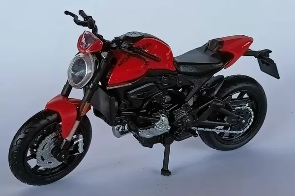 2021 Ducati Monster Plus (Maisto)