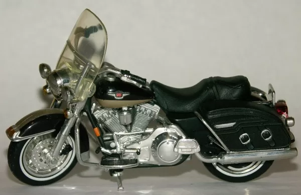 2001 Harley-Davidson FLHRC Road King Classic
