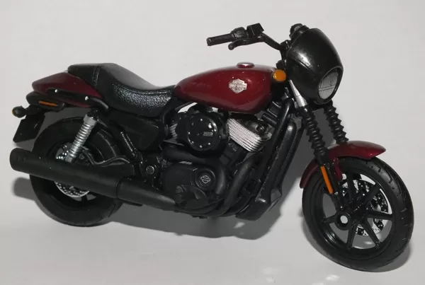 2015 Harley-Davidson XG Street 750 (Maisto)