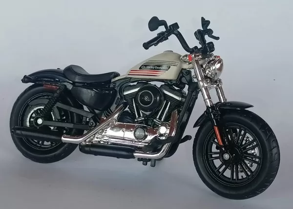 2018 Harley Davidson XL 1200X Forty-Eight 115th Anniversary (Maisto)