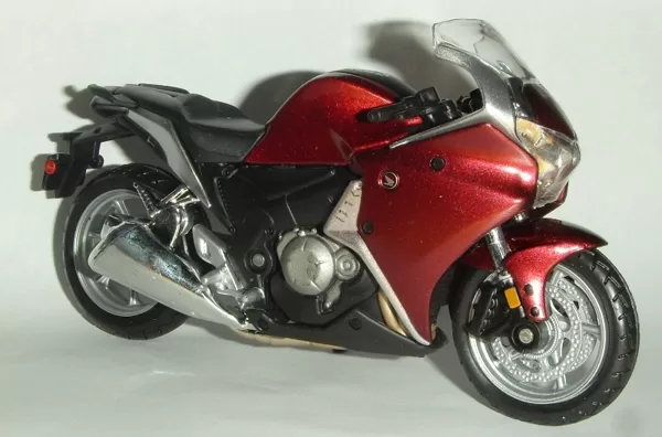 2010 Honda VFR 1200 F (Maisto)