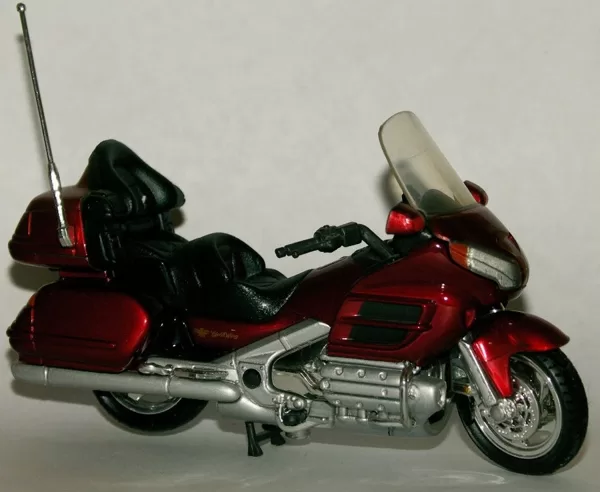 2001 Honda GL 1800 GoldWing (MotorMax)