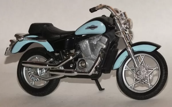 1985 Honda VT1100C Shadow (Welly)