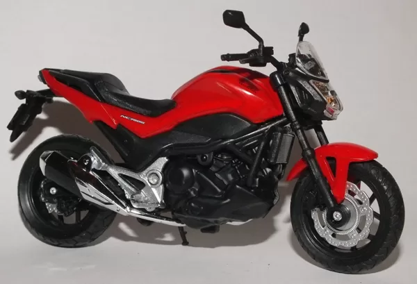 2018 Honda NC 750S (Welly)