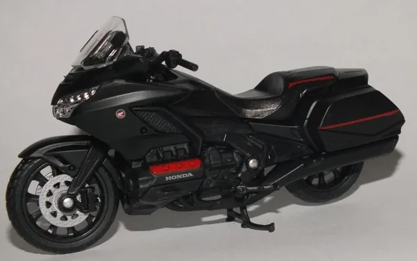 2019 Honda GL 1800 F6B Gold Wing Bagger (Welly)