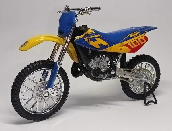 2004 Husqvarna CR125 (Welly)