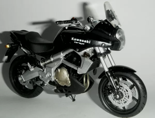 2007 Kawasaki KLE650 Versys (Solido)