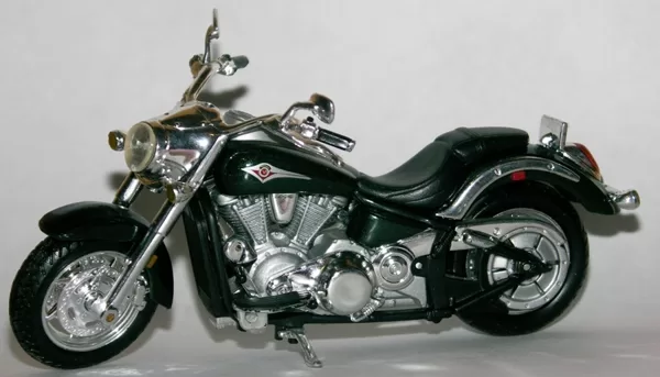 2004 Kawasaki VN2000 Vulcan (Maisto)