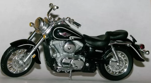 1996 Kawasaki VN1500 Classic (Welly)