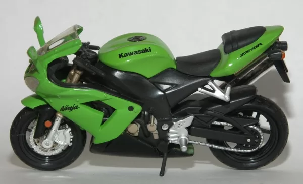 2004 Kawasaki ZX-10R Ninja (Maisto)
