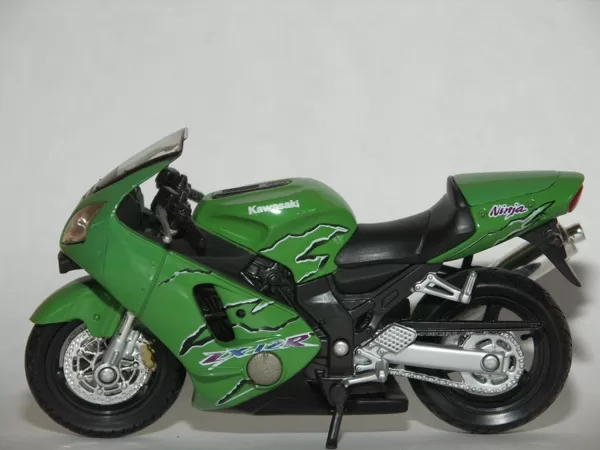 2000 Kawasaki Ninja ZX-12R (Welly)