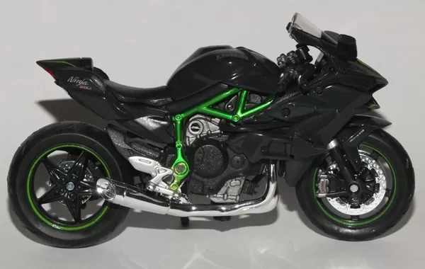 2015 Kawasaki Ninja H2R (Maisto)