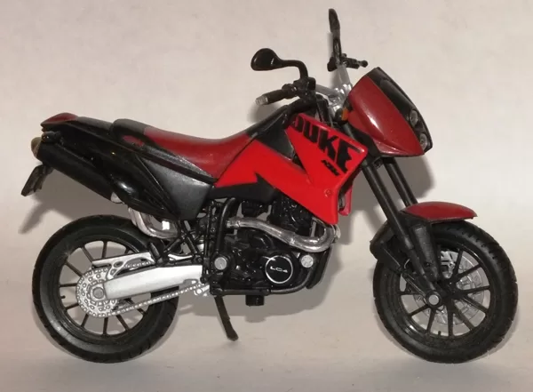 1999 KTM 640 Duke II (Maisto)