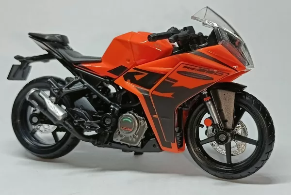 2022 KTM RC 390 (Maisto) 