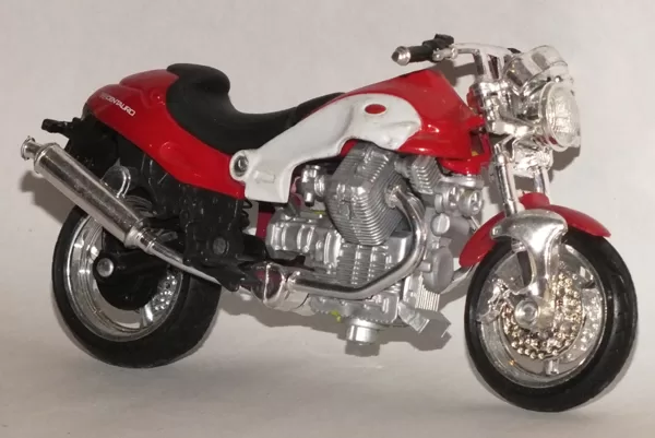 1997 Moto Guzzi V 10 Centauro Sport (Maisto)