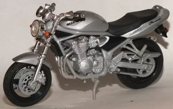 1995 Suzuki GSF1200 Bandit (Majorette)