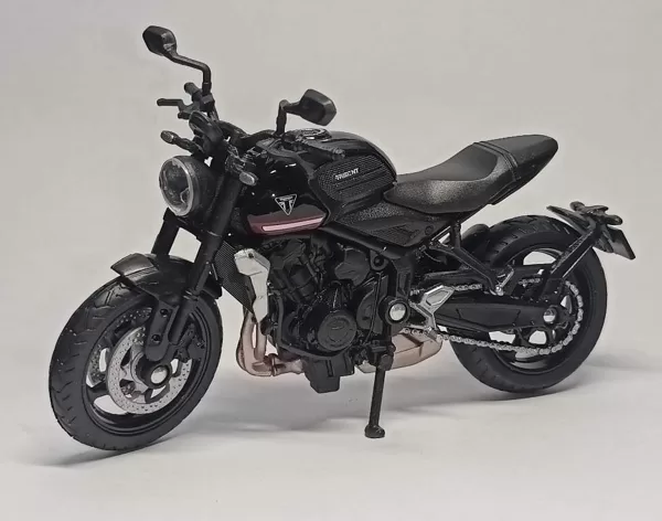 2020 Triumph Trident 660 (Welly)