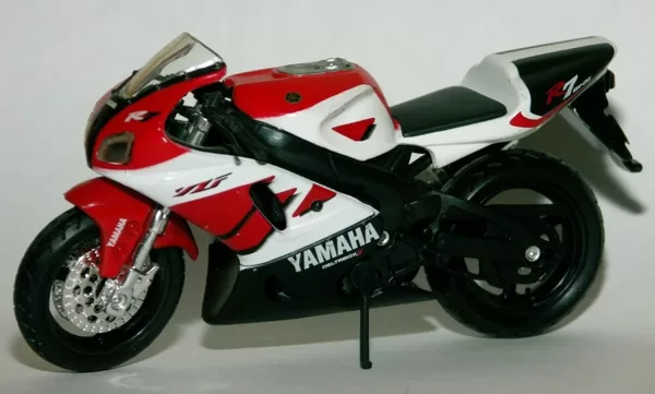 1998 Yamaha YZF-R7 (Maisto)