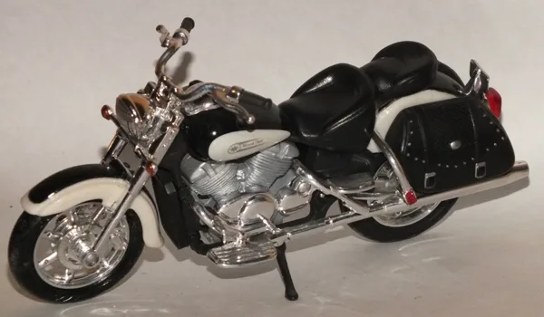 1996 Yamaha XVZ1300AT Royal Star Tour Classic (Yat Ming)
