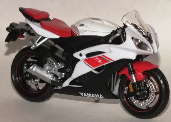 2008 Yamaha 600 YZF-R6 (Maisto)