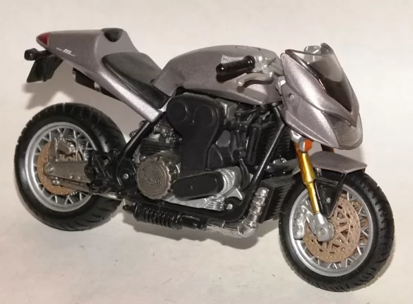 2000 Munch Mammut 2000 (Maisto)