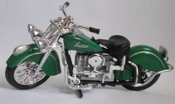 1940 Indian Four (Maisto)